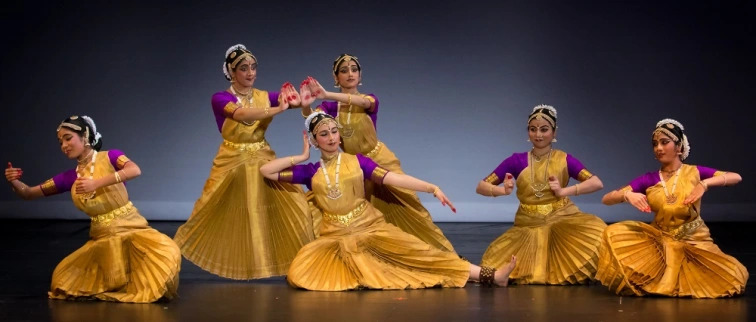 Classical Indian Dance. Mukund Gunti. 2017.